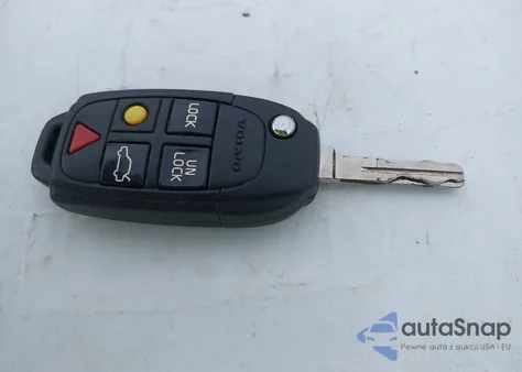 2008 Volvo S60 2.5T z USA, uszkodzony, nr VIN YV1RH592082689548